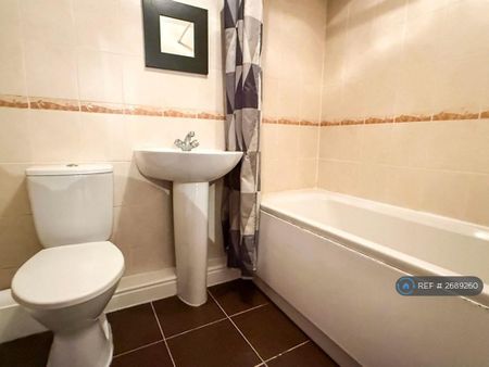 2 bedroom terraced house to rent - Photo 5