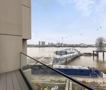 Upper Riverside Cutter Lane, SE10, London - Photo 6