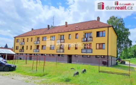 Pronájem, byt 3+1 s balkónem a garáží, blízko centra města Třeboň, ul. Šmeralova - Photo 4