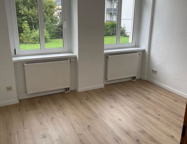 ***helle gemütliche 2 Raum Wohnung mit offener Wohnküche in ruhiger Wohngegend Chemnitz Lutherviertel*** - Photo 1