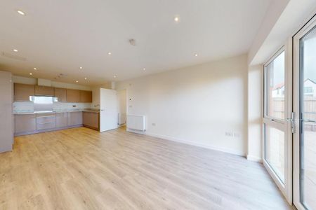 2 bedroom apartment to rent - Photo 2