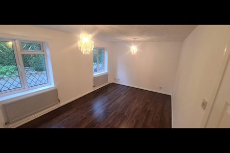 3 Bed Detached House, Foxhill, LU2 - Photo 4