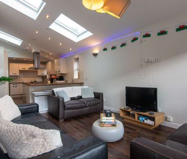 Our largest top-of-the-range house - spacious, stylish, and in the ... - Photo 1