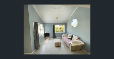 Easy living townhouse, small complex - Photo 5