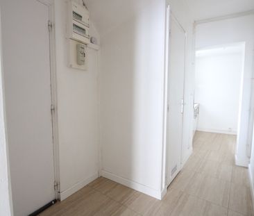 Location Appartement 1 pièce 29m² - Photo 4