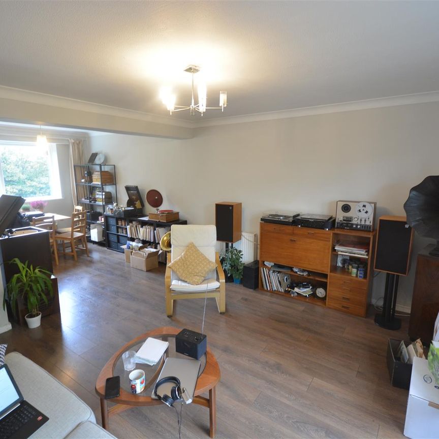 Treemount Court, Epsom, Surrey, KT17 4DU - Photo 1