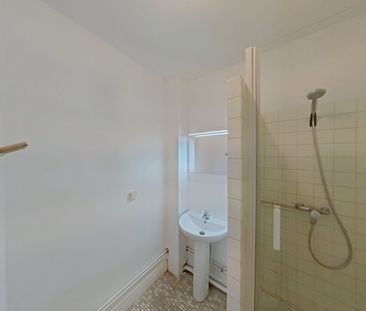 Location Appartement 5 pièces 95m² - Photo 6