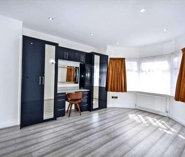 Court Way, Acton, Acton, W3 - Photo 3