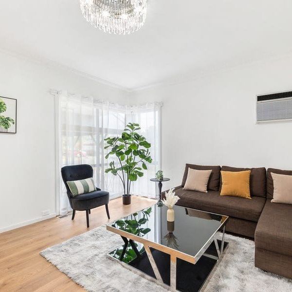 1/8 Murdo Road, CLAYTON - Photo 1