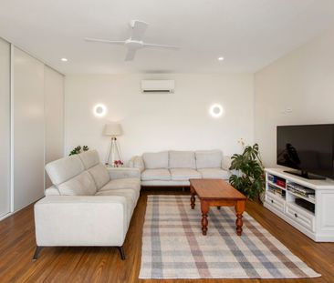 Charming Home in the Heart of Strathalbyn – Comfortable Living in a... - Photo 2