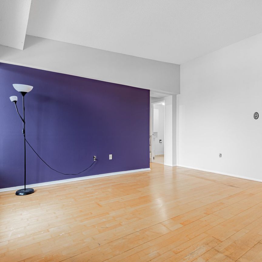 For Lease - 4060 Lawrence Avenue Unit# 410, Toronto, Ontario - Photo 1