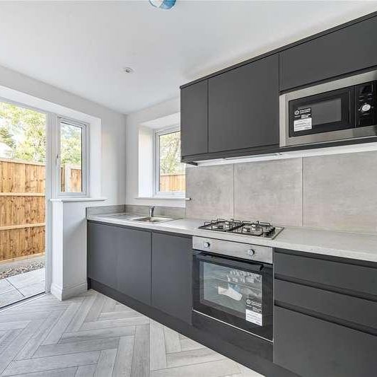 Portland Road, London, SE25 - Photo 1
