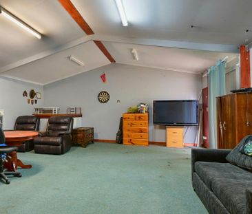 10 Williams Street - Photo 1