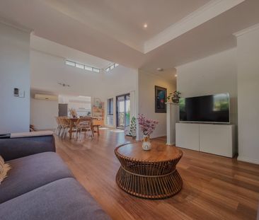 Exceptional Fully Furnished Home with Lush Gardens and Outdoor Ente... - Photo 1