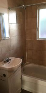 1 CH - 1 SDB - Montréal - $1,100 /mo - Photo 4