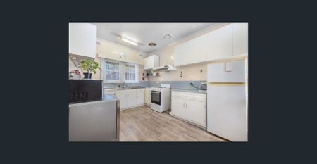 Comfort meets convenience in MWSC Zone (Freshly painted & Brand new flooring) - Photo 3