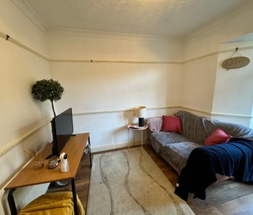 Somerset Road, Huntington - P10907 - Photo 1