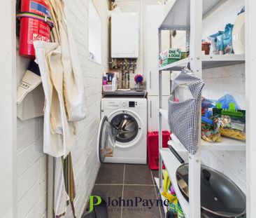 4 bedroom semi-detached house to rent - Photo 5