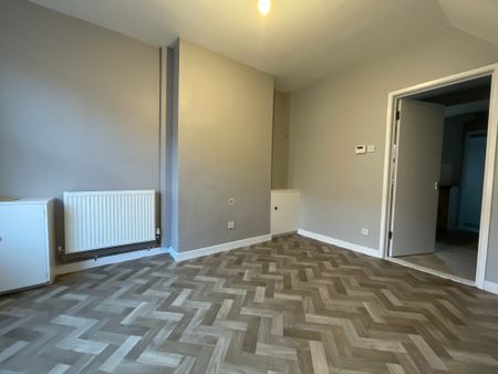 17 Orkney Street, Belfast, BT13 3GR - Photo 5