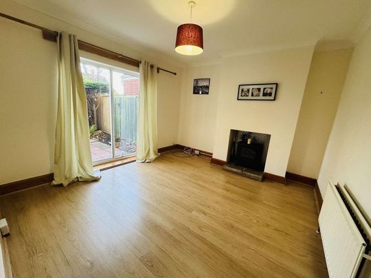 4 bedroom semi-detached house to rent - Photo 1