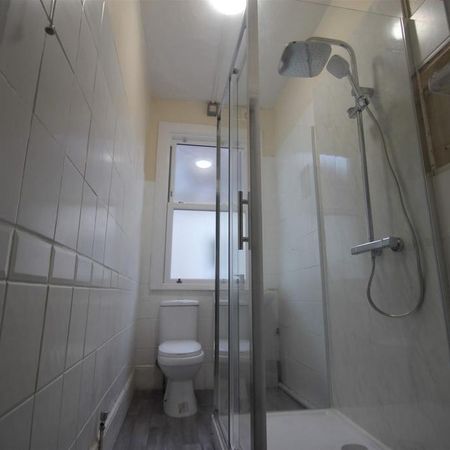 2 bedroom house to rent - Photo 3