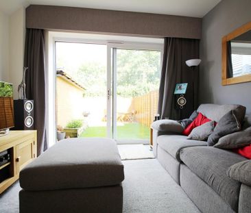 3 bedroom semi-detached house to rent - Photo 2