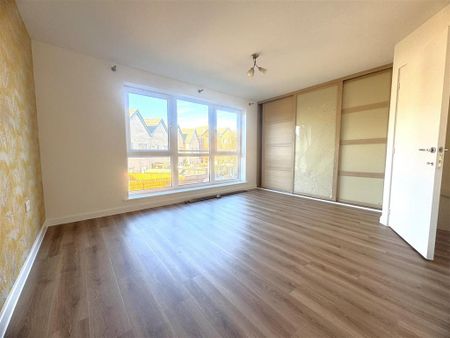 5 bedroom terraced house to rent - Photo 4