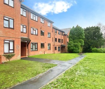 Clockhouse Road, Farnborough, Hampshire, GU14 7UA - Photo 5