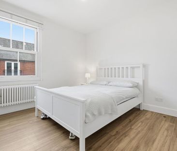 2 bedroom terraced house to rent - Photo 3