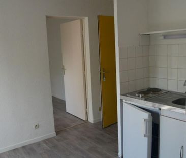 Location Appartement 2 pièce(s) de 39.25 m2 - Photo 2