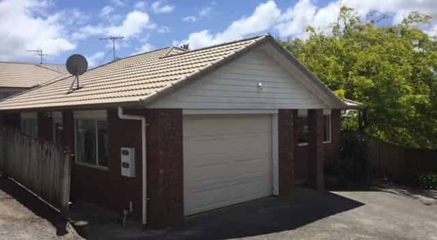 Convenient Living in Manurewa - Photo 1