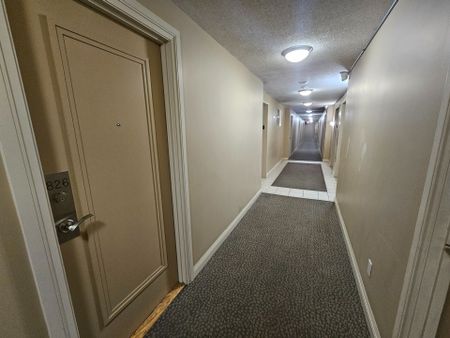 For Lease - 3650 Kingston Road Unit# 826, Toronto, Ontario - Photo 4