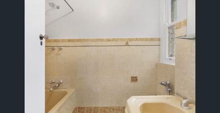 Stylish Art Deco Living in the Heart of Potts Point - Photo 3