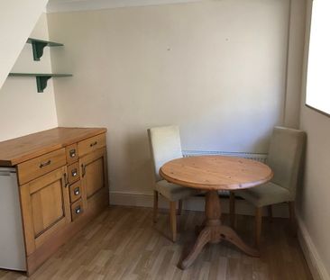 Manchester Road, Thurlstone, Sheffield, South Yorkshire, S36 9QS - Photo 2