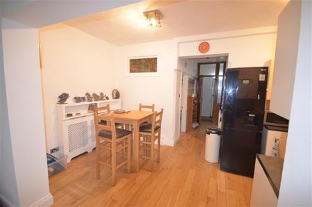 West Parade, Bexhill-On-Sea - Photo 5