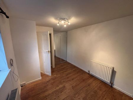 3 bedroom terraced house to rent - Photo 4
