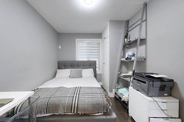 For Lease - 68 Christina Crescent, Toronto, Ontario - Photo 1