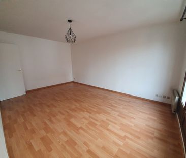 Location Appartement 1 pièce 29m² LILLE 59000 - Photo 3