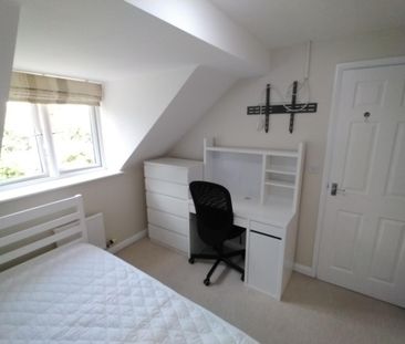 Alderman Close, Beeston, NG9 2RH - Photo 3