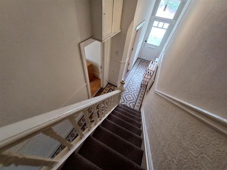 6 Bed House To Let On Pen-Y-wain Road, Roath - Photo 4