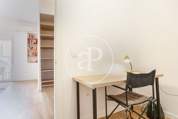 Penthouse for rent with views in Botánico (Valencia) - Photo 1