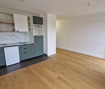 Studio 30m2 – Vue dégagée – 3ème étage - Photo 3