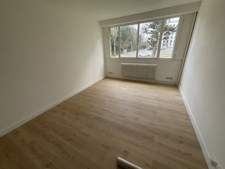 Location Appartement 1 pièce 25m² BOURGES 18000 - Photo 2