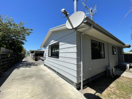 Bedford Road, Marewa - Photo 2