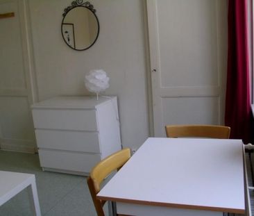 Appartement à Louer à LILLE 530 € - Photo 4