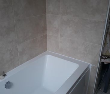 1 bedroom in a house share to rent - Photo 6