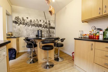 8 bedroom house to rent - Photo 3