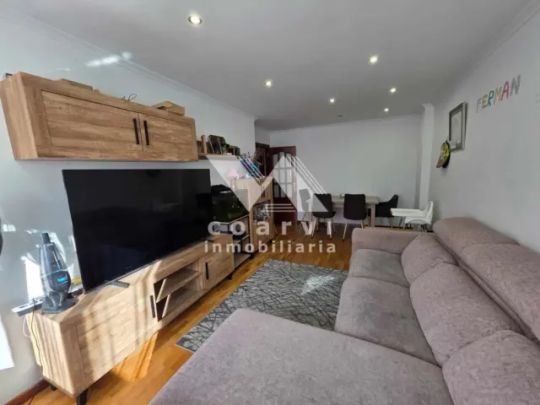 Dúplex en alquiler en Calle de Tomás Rodriguez Punxin - Photo 1