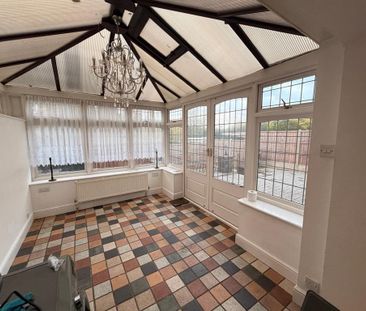 4 bedroom terraced house to rent - Photo 1