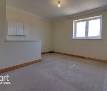 2 bedroom end of terrace house to rent - Photo 6